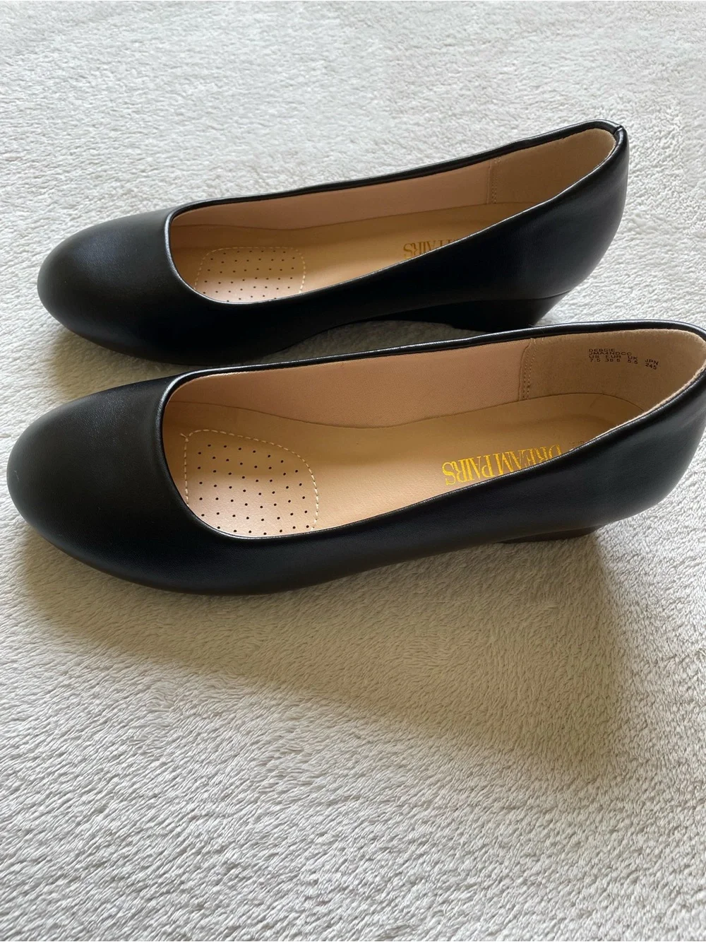 DREAM PAIRS Bundle Women's Debbie Mid Wedge Heel Pump Shoes Size 7.5 Nude/Black